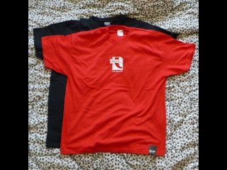 P1070828-czerwona-koszulka-Opera-t-shirt-red.jpg